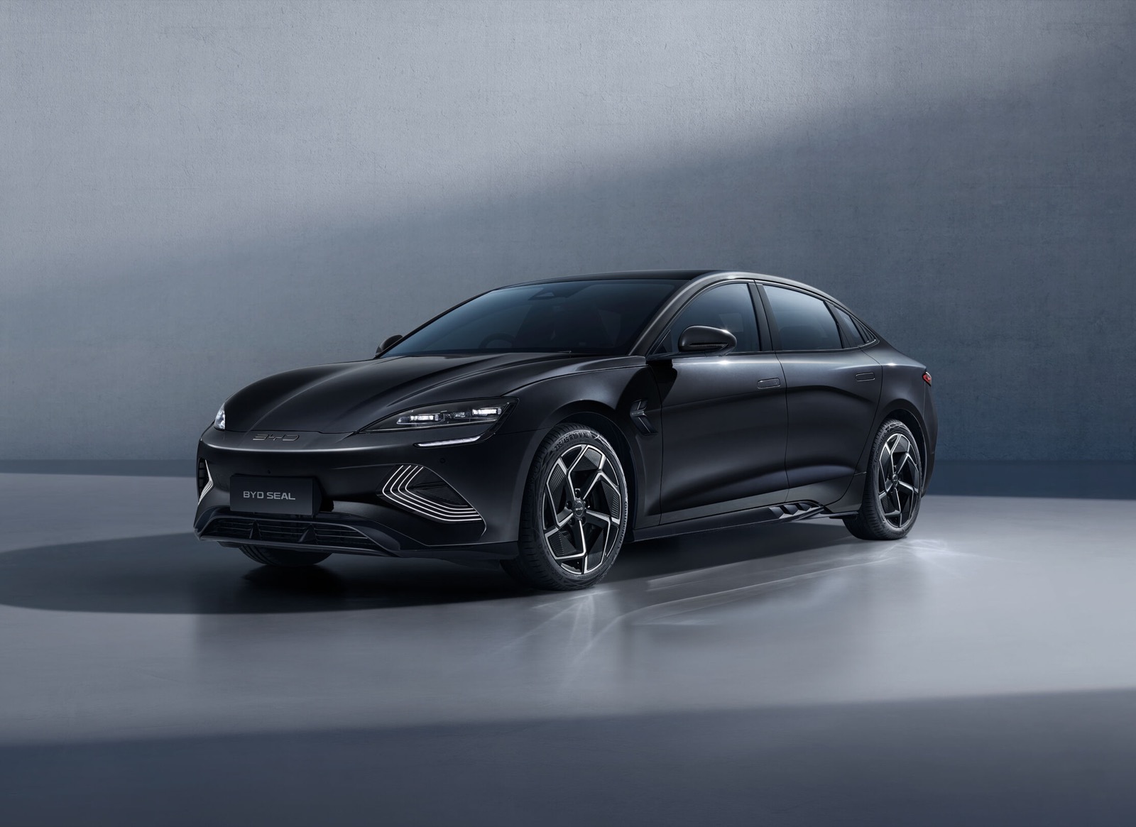 BYD Seal màu Cosmos Black