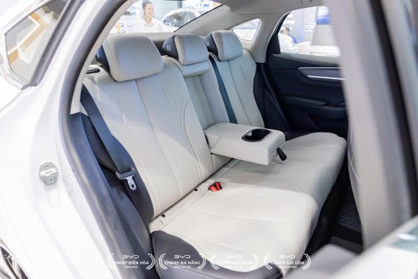 BYD Seal 5